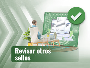 Hombre mirando cómo apostar online en casas de apuestas deportivas de Argentina.