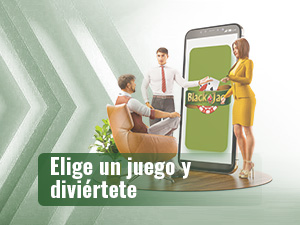 Un hombre mirando una pantalla para seleccionar una mesa con crupieres de blackjack en vivo