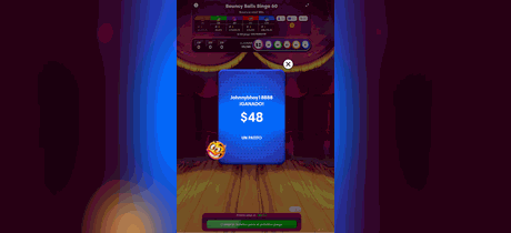 Pantalla del video bingo Bouncy Balls con cinco rejillas.