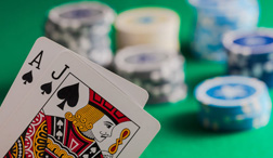 Cartas de blackjack online, disponible en casinos en línea de Guatemala.