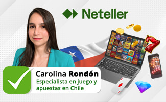 La autora Carolina Rondón al lado de la bandera de Chile y del logo de Neteller, un portátil y fichas de casino apiladas