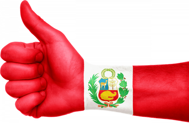 Brazo con el pulgar hacia arriba y bandera y escudo del Perú.