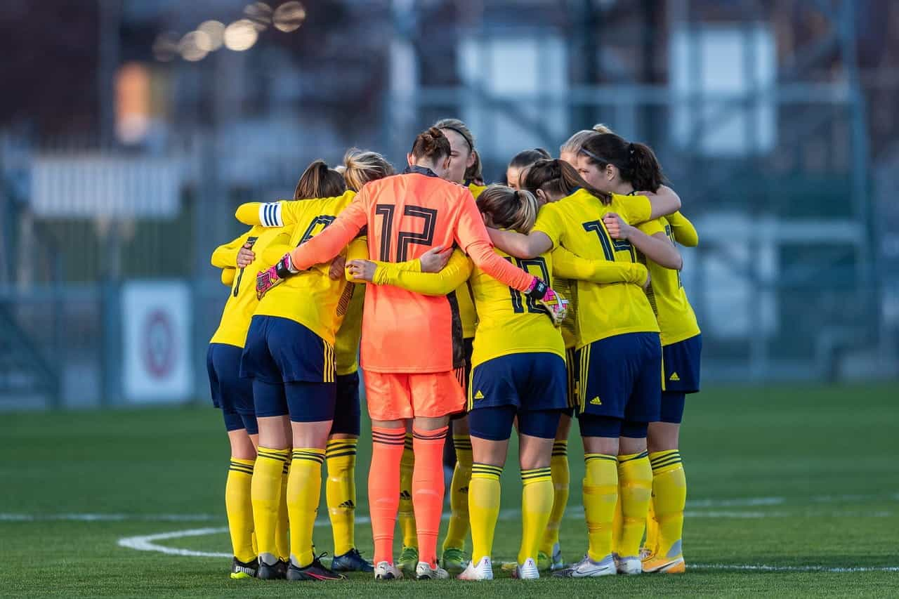 Jugadoras de fútbol femenino.