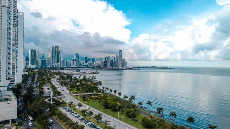 Avenida Balboa en Ciudad de Panamá.