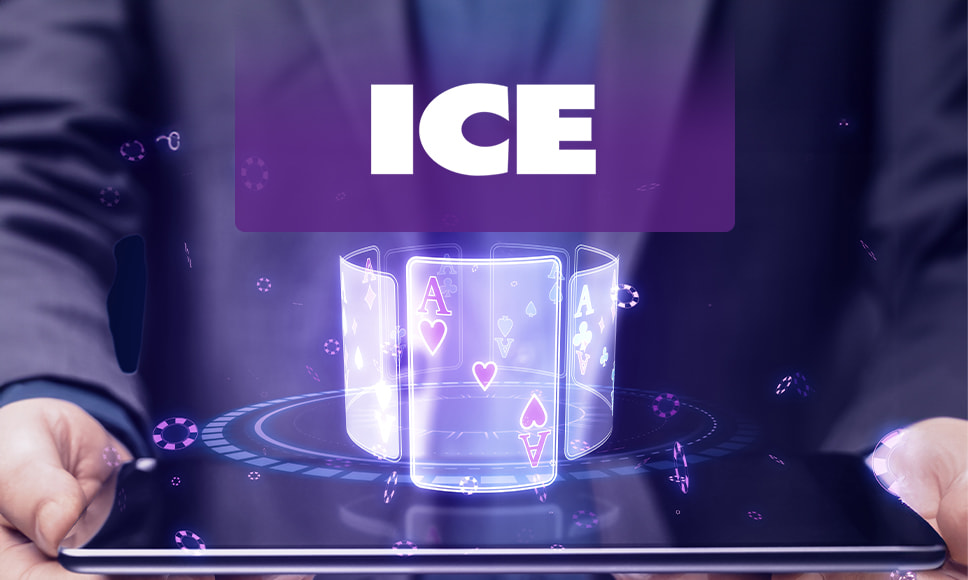 Logo del ICE y cartas de póker.