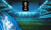 Bandera de la ONU y estadio de fútbol iluminado con la Copa del Mundo FIFA en el centro.
