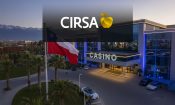 La fachada de un casino con el logotipo de CIRSA arriba.