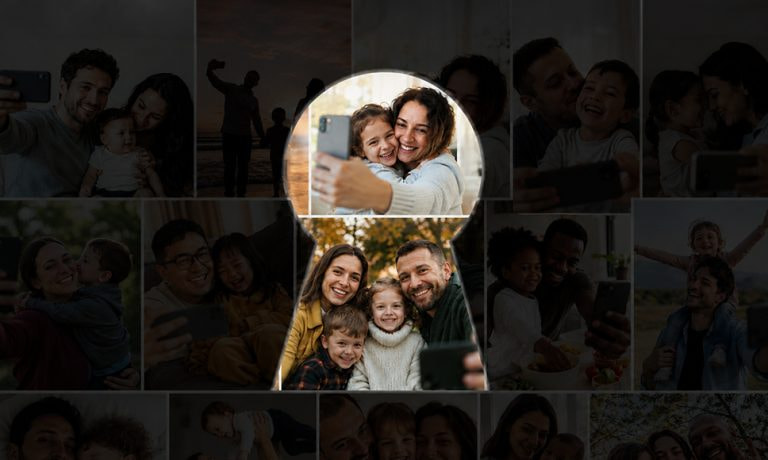 Collage de fotos familiares en penumbra con un ojo de cerradura que revela selfies de padres con sus hijos.