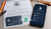 Tarjeta bancaria y móvil con cuenta de casino al mismo titular, unidos por un sello de verificación sobre el Real Decreto 813/2026.